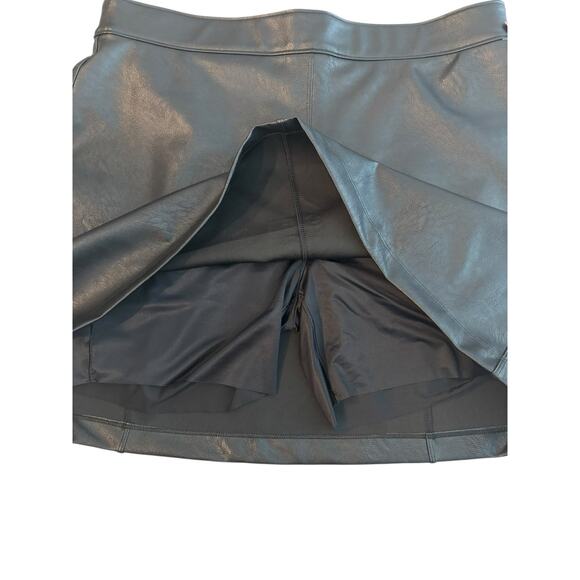 SPANX LEATHER-LIKE MINI SKIRT LUXE BLACK A-LINE SKIRT SKORT NWT SIZE XL - Picture 5 of 6
